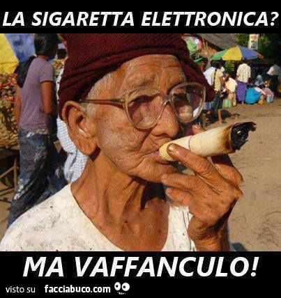 7973093671-la-sigaretta-elettronica-ma-vaffanculo-epic-fail-post-by-harley_b.jpg