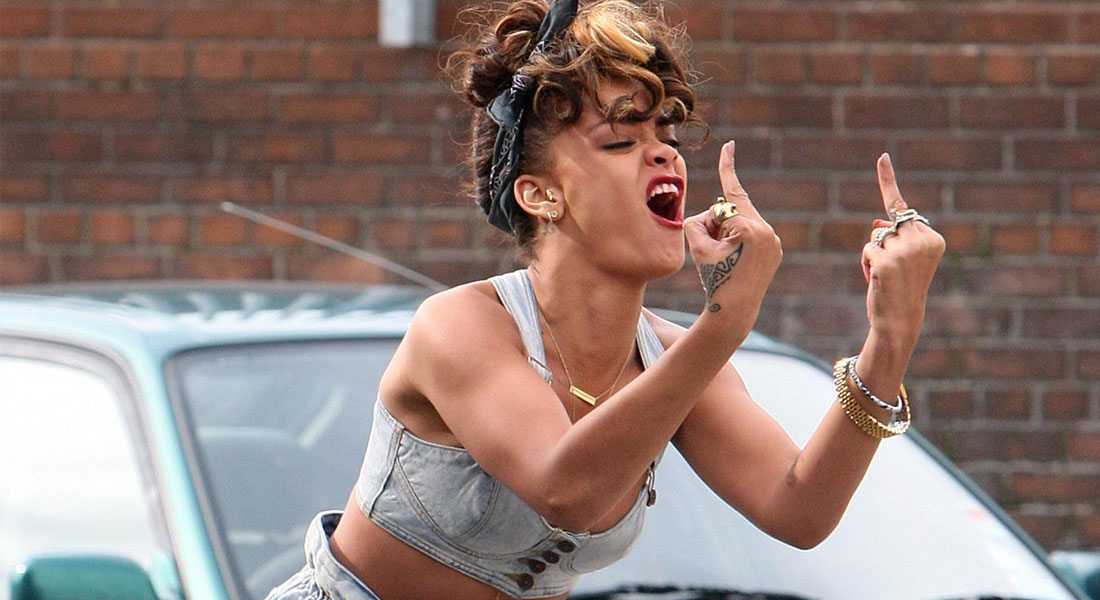 rihanna-middlefinger-thrldmagazine1.jpg