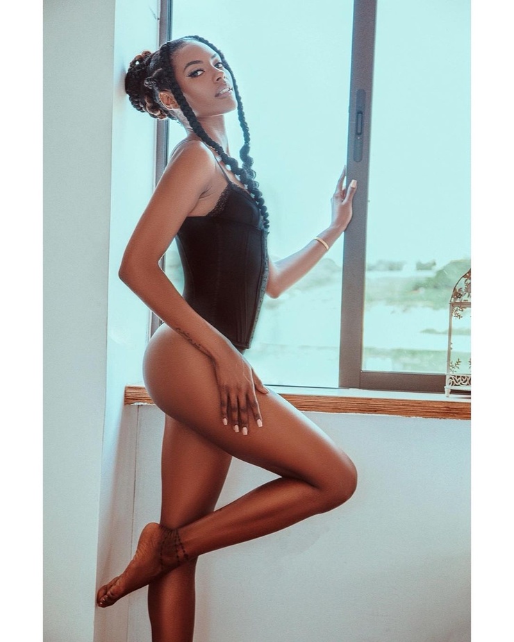 740full-sharam-diniz.jpg