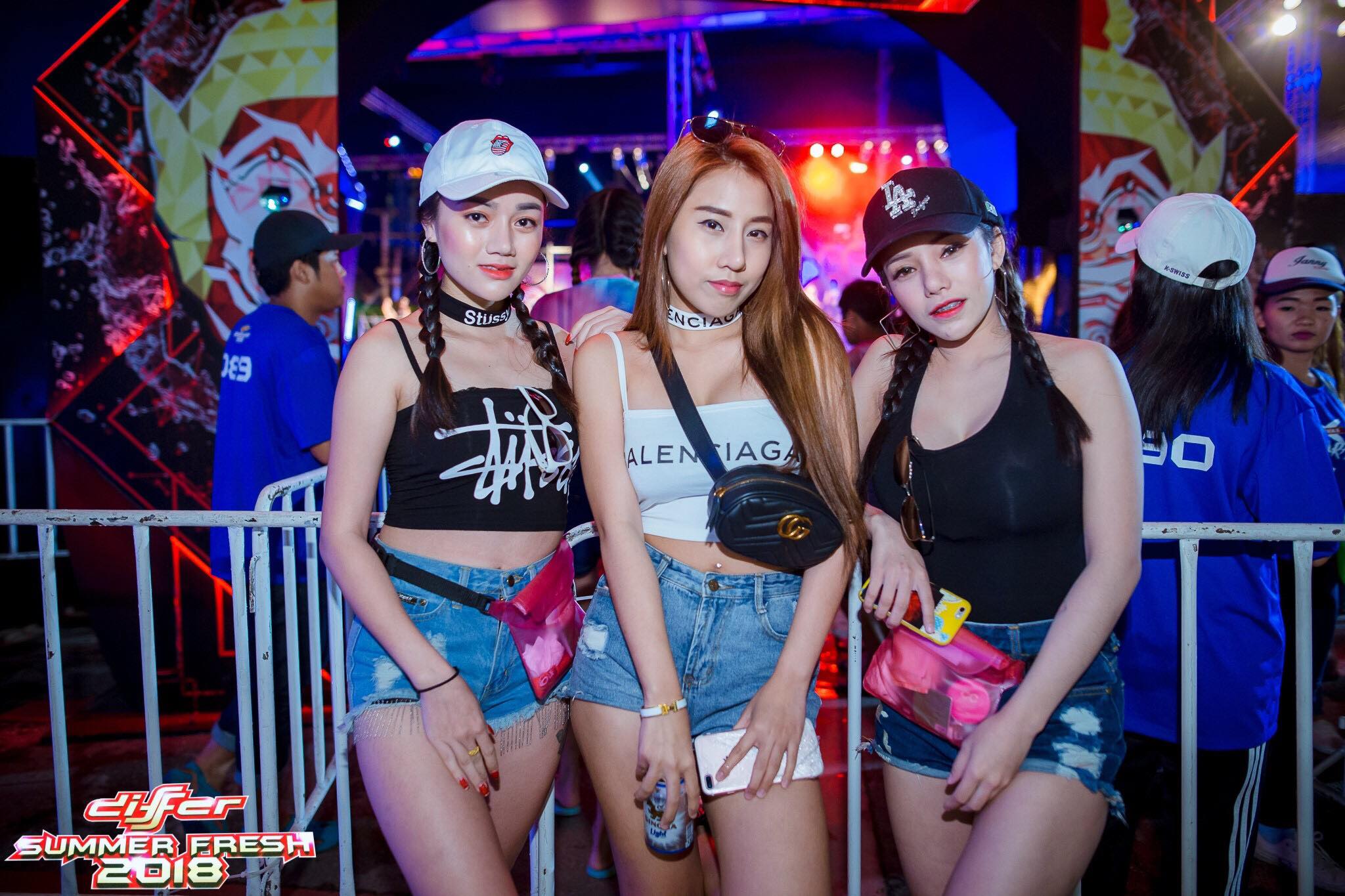 differ18aprilesongkran136.jpg