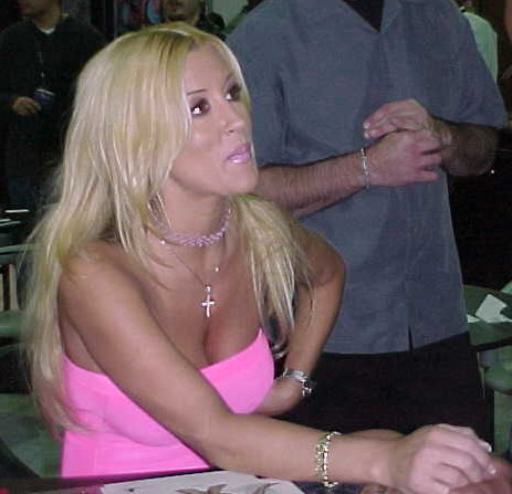 Jill_Kelly_00010628_crop.jpg
