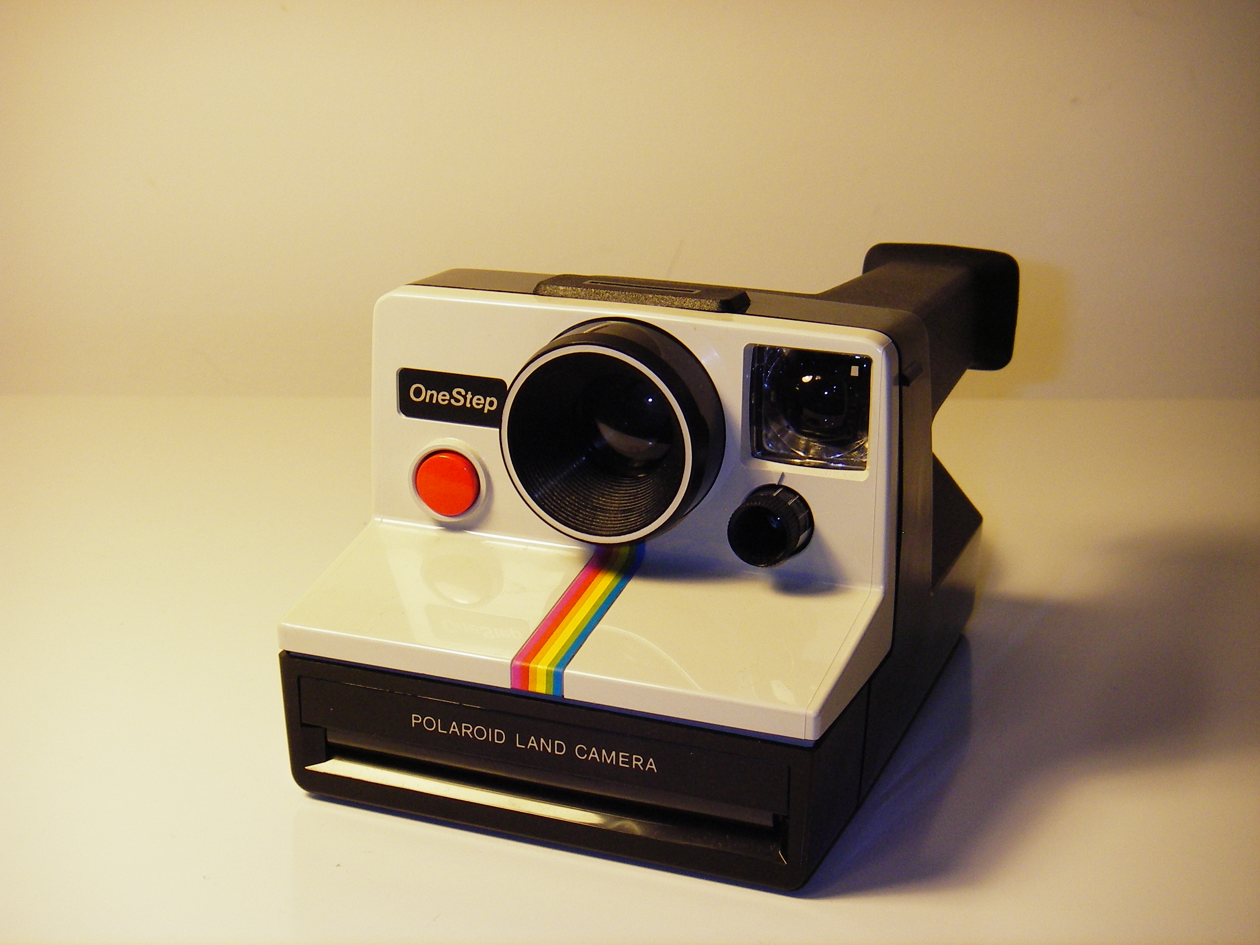 Polaroid_OneStep.jpg