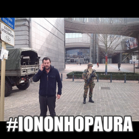 attentati-bruxelles-io-non-sono-salvini.gif