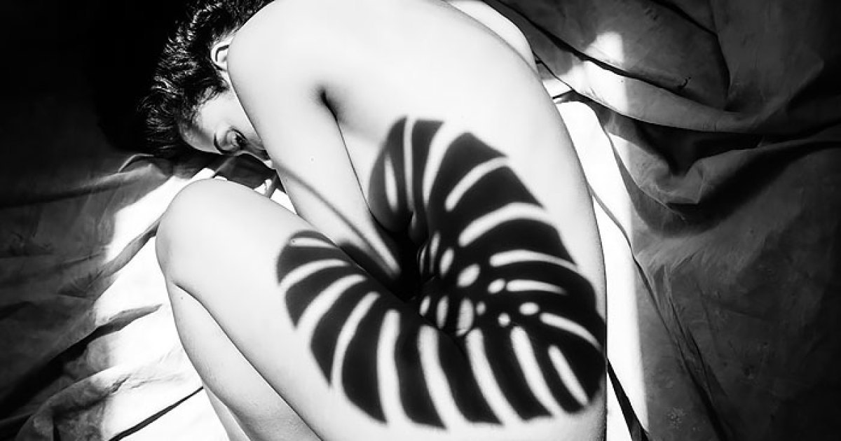shadow-art-nude-body-photography-emilio-jimenez-raw.png