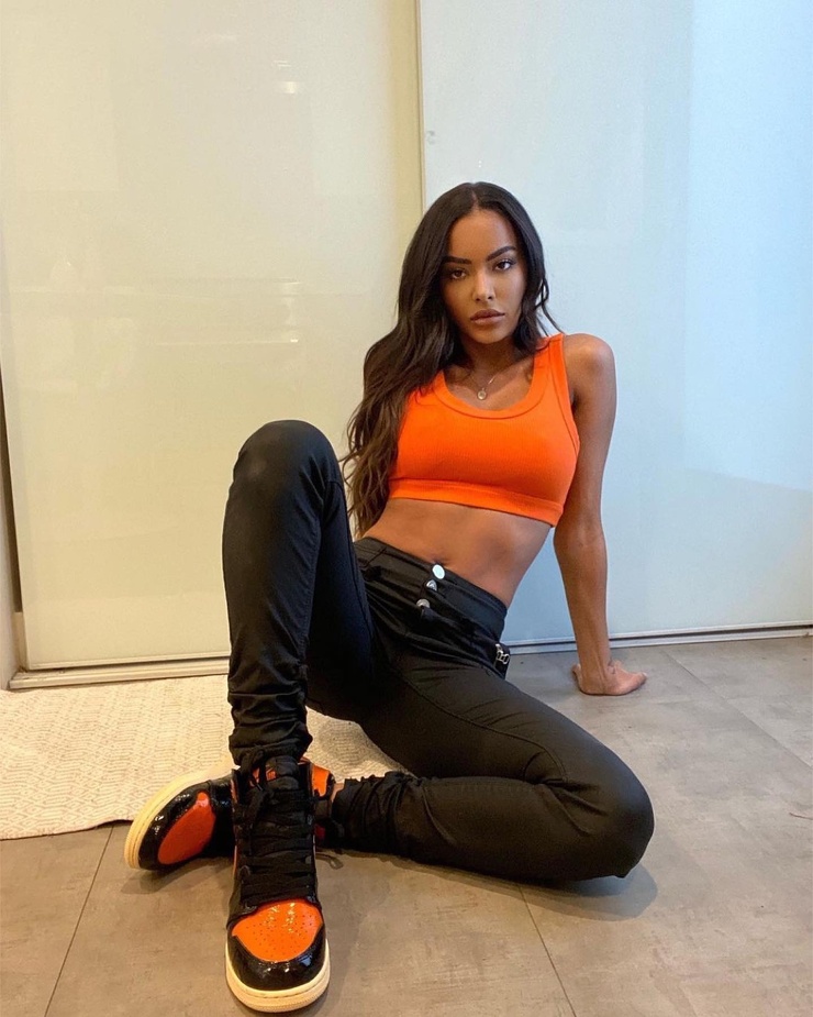 740full-sharlena-hassani.jpg