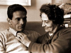 pasolini_madre.jpg