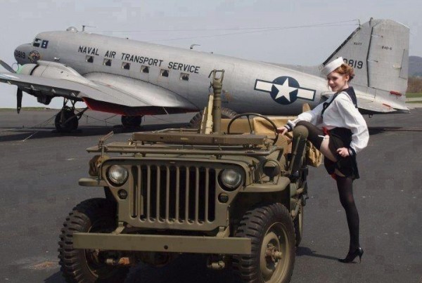 Navy-Dakota-and-Jeep-600x403.jpg