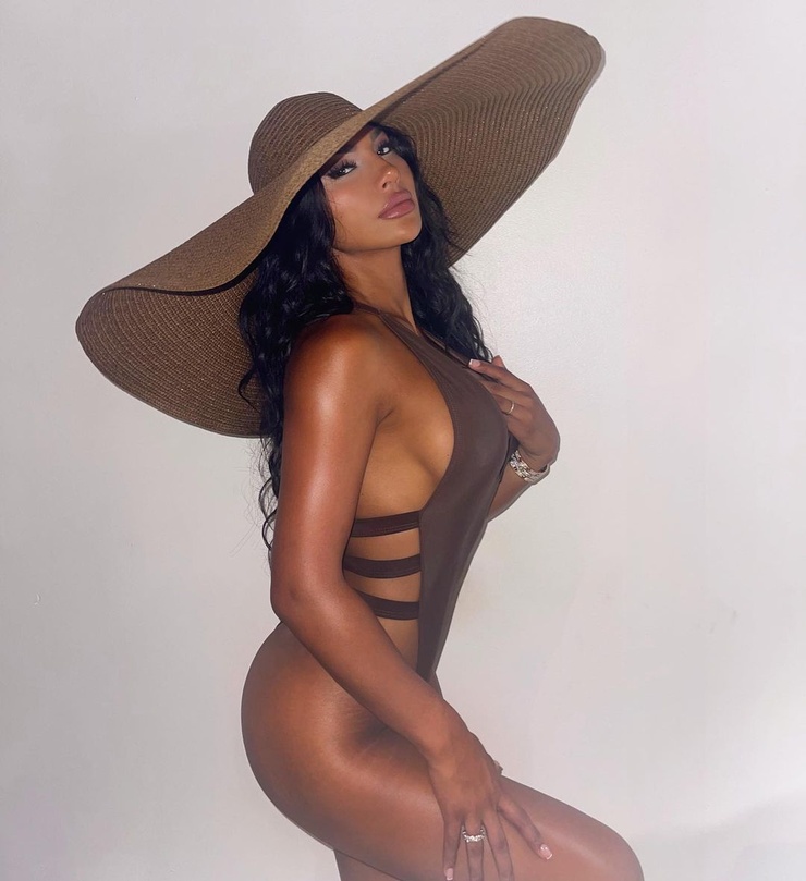 740full-gallienne-nabila.jpg