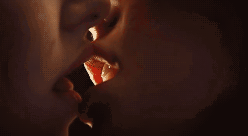 tumblr_m5o2pkrCX51r2d8m9o1_500.gif