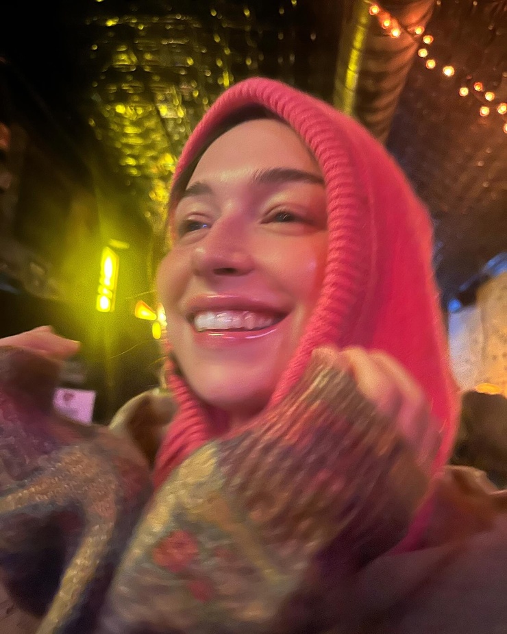 740full-elsie-hewitt.jpg