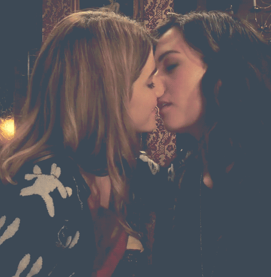 tumblr_nq25rgwqse1uxrr9do1_540.gif