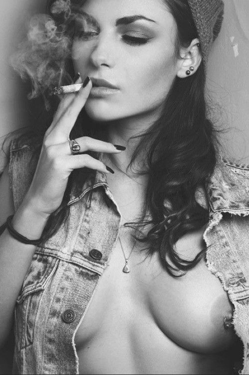 1bc2c9d49f9563c30cd4bbeff8cf2189--smoking-pics-sexy-smoking.jpg