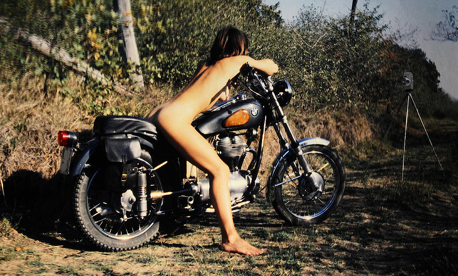 vintage-biker-girl-zvonko-djuric.jpg