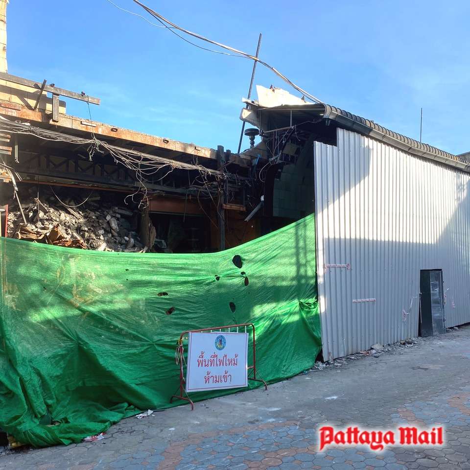 BK1-Pattayas-Walking-Street-now-in-ruins-pic-5.jpg