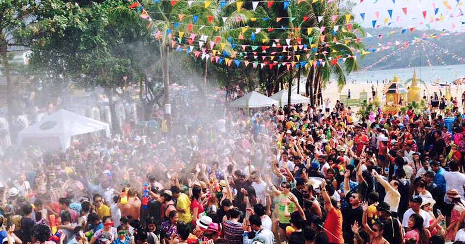 t-01-Thailand-allows-concerts-under-strict-COVID-measures-during-Songkran-2.jpg